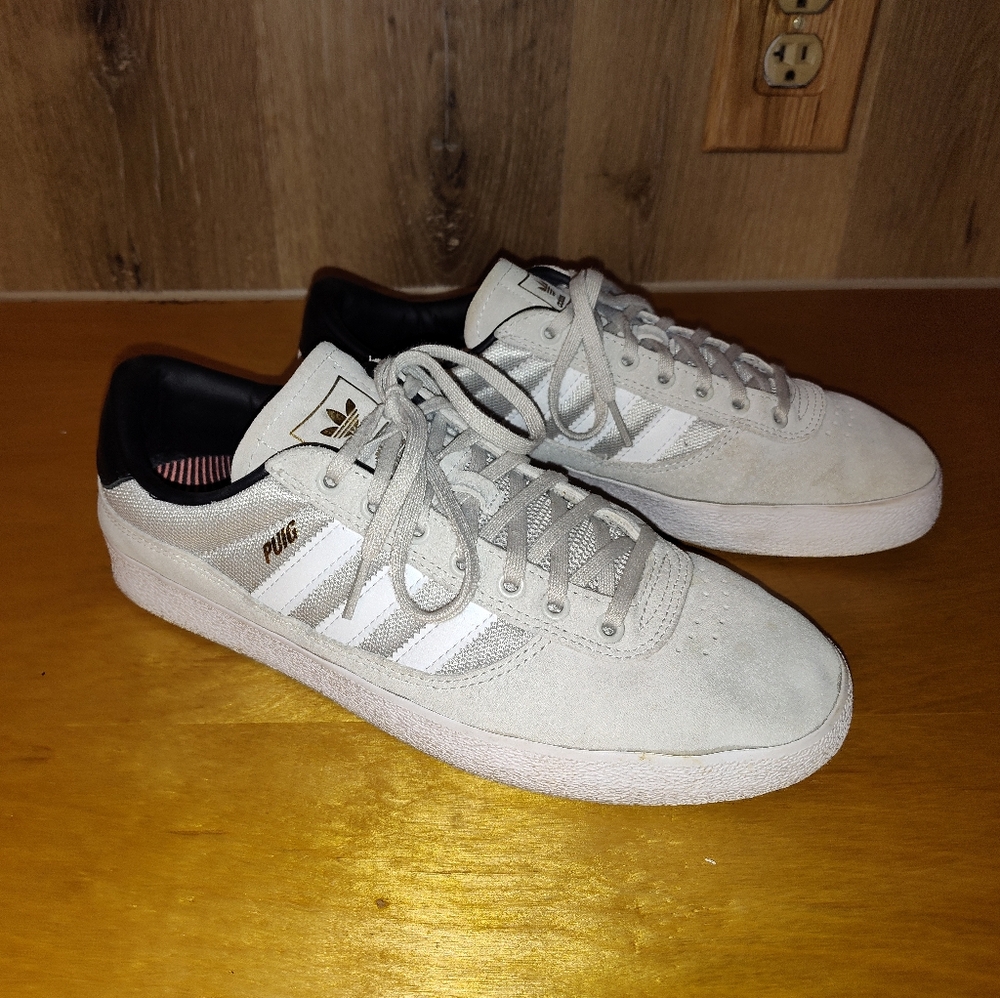 ADIDAS mens sz 9